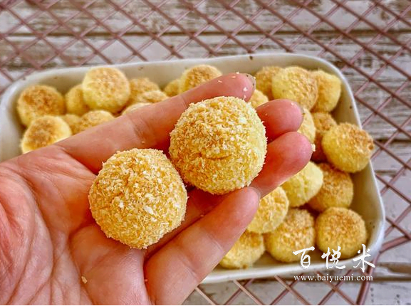 孩子愛吃的小甜點(diǎn),奶香濃郁的黃金椰蓉球,無需打發(fā),簡單又好吃